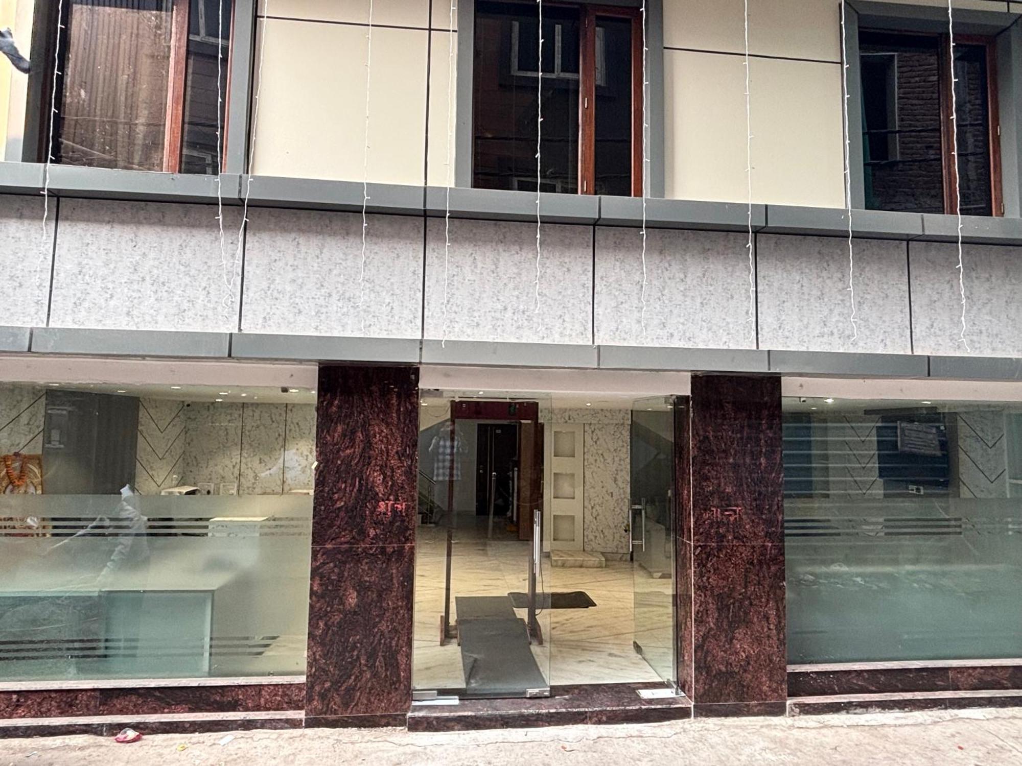 Hotel C G International 2 Minuit Walkable New Delhi Railway Station & Connaught Palace 뉴델리 외부 사진